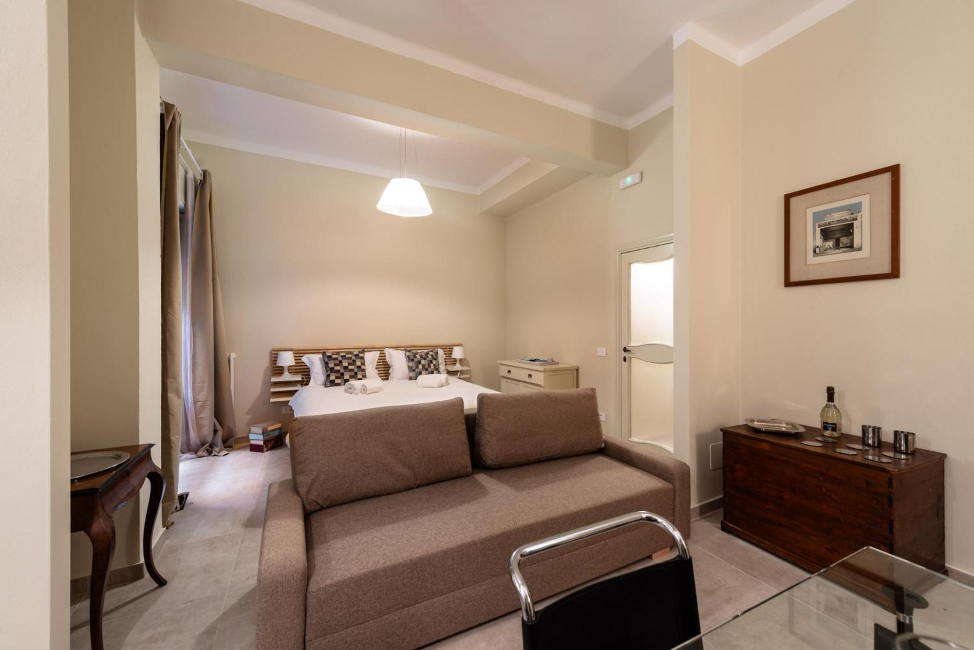 Hostly-suite Il Mediceo-lungarni In Town Center Pisa