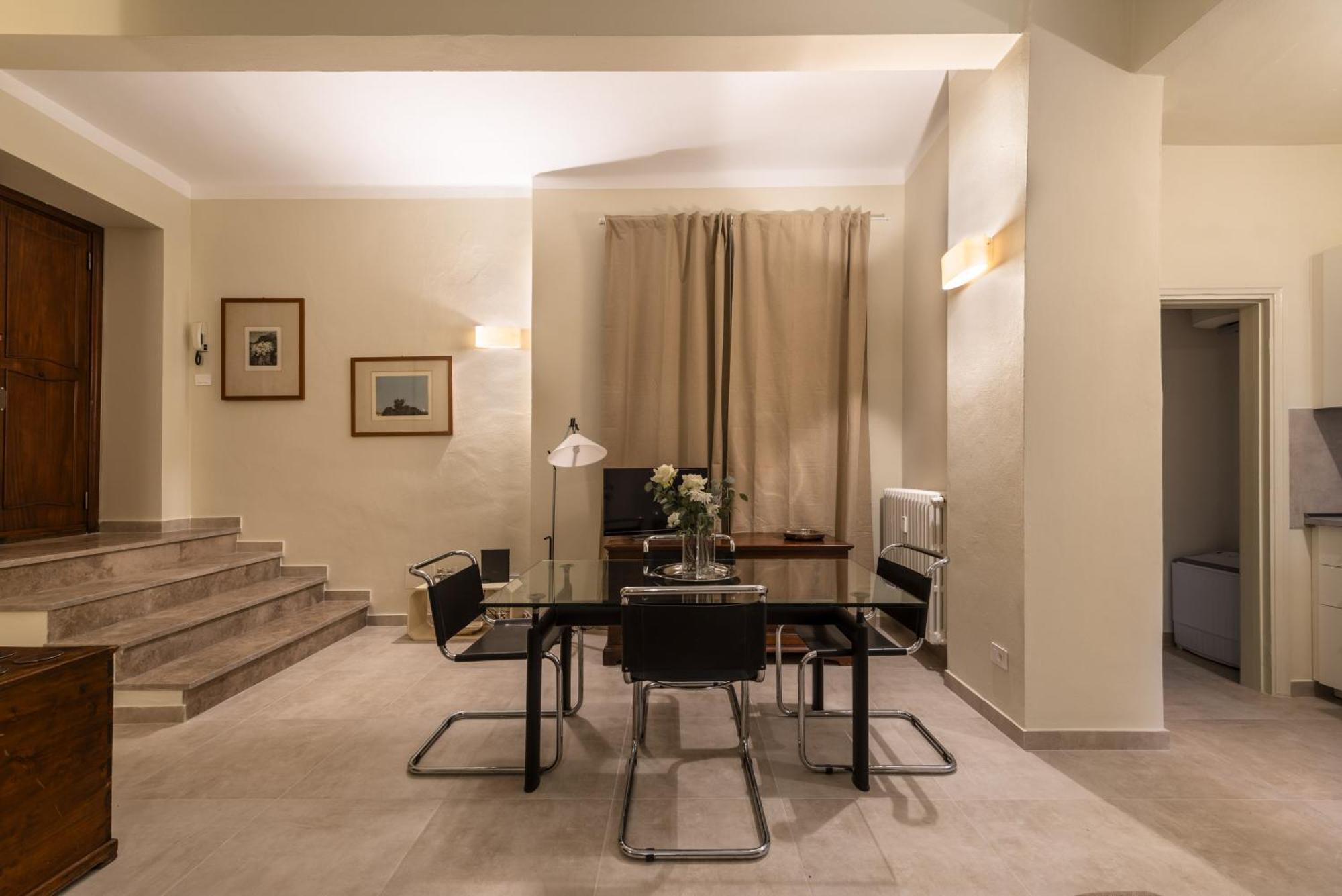 Apartment Hostly-suite Il Mediceo-lungarni In Town Center Pisa